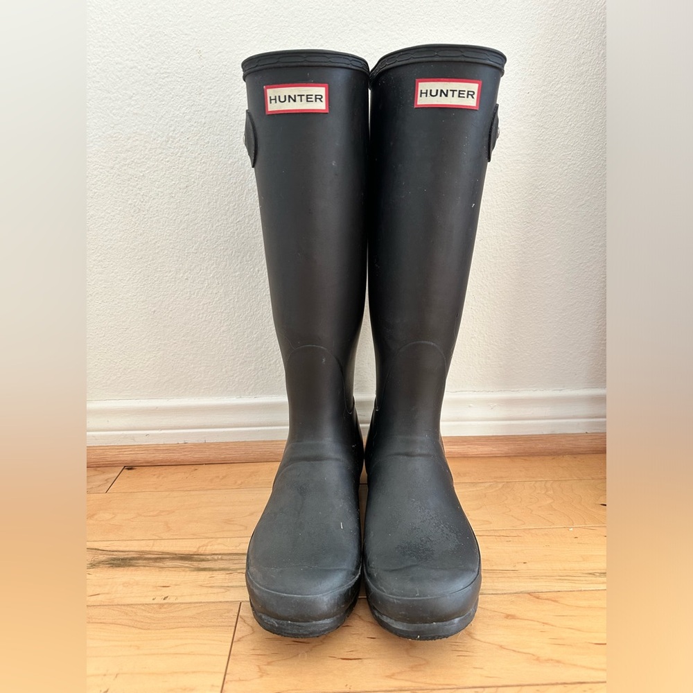 HUNTER BLACK RAIN BOOTS 38 W